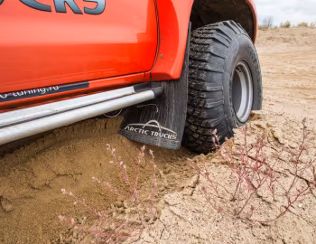 Arctic Trucks Toyota Hilux AT38 6×6 [Russia] '08.2014