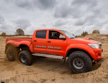 Arctic Trucks Toyota Hilux AT38 6×6 [Russia] '08.2014