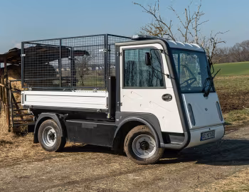 ARI 1570 Kipper mit Laubgitter '2023–н.ч.