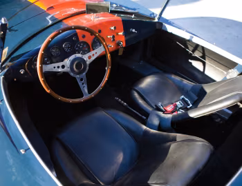 Интерьер Arnolt-Bristol Bolide Roadster '10.1953–12.1959