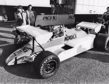 Arrows A4 '1982