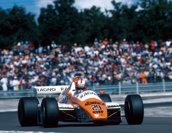 Arrows A4 '1982