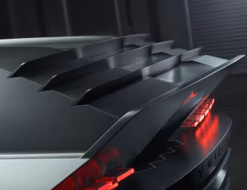 Aston Martin Dreadnought '07.2026