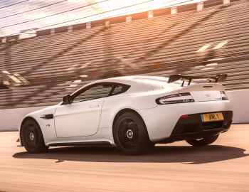 Aston Martin V12 Vantage AMR Accessories [UK-spec] '2017
