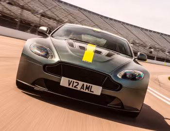 Aston Martin V12 Vantage AMR [UK-spec] '2017
