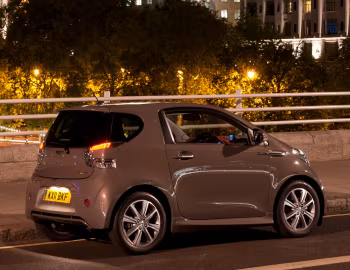 Aston Martin Cygnet [UK-spec] '01.2011–09.2013