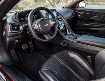 Panneau avant 2017–18 Aston Martin DB11 [North America] '2016–18