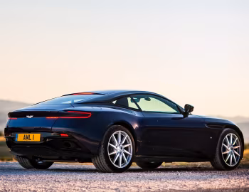 Aston Martin DB11 [Worldwide] '2016–18