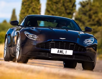 Aston Martin DB11 [Worldwide] '2016–18