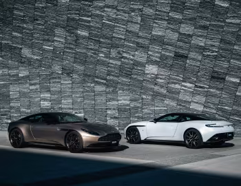 Q by Aston Martin DB11 V8 "W1" [Japan] '2021