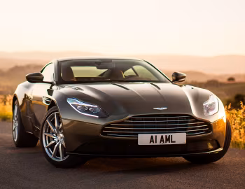 Aston Martin DB11 [Worldwide] '2016–18