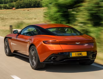 Aston Martin DB11 [Worldwide] '2016–18