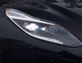 Aston Martin DB11 [Australia] '2017–18