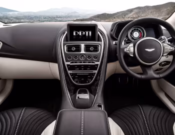 Panneau avant Aston Martin DB11 [UK-spec] '2016–18