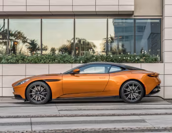 2017–18 Aston Martin DB11 [North America] '2016–18