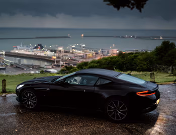 Aston Martin DB11 [Worldwide] '2016–18