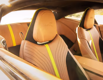 Intérieur 2020–23 Aston Martin DB11 AMR [North America] '2019–23