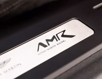 Intérieur 2020–23 Aston Martin DB11 AMR [North America] '2019–23