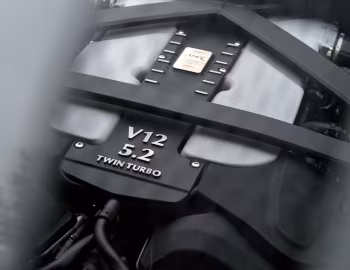 Sous la capuche Aston Martin DB11 AMR [Worldwide] '2018–23