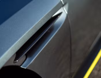 Aston Martin DB11 AMR "Signature Edition" [UK-spec] '2018