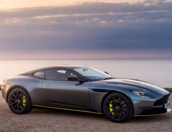 Aston Martin DB11 AMR "Signature Edition" [UK-spec] '2018
