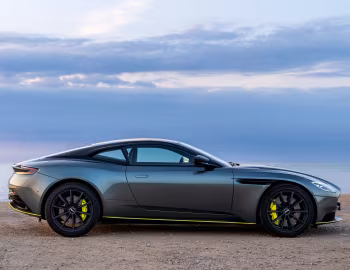 Aston Martin DB11 AMR "Signature Edition" [UK-spec] '2018