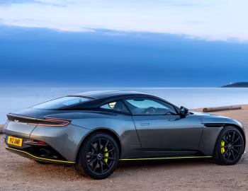 Aston Martin DB11 AMR "Signature Edition" [UK-spec] '2018