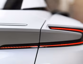 Aston Martin DB11 V8 [Worldwide] '2017–23