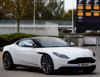 Aston Martin DB11 V8 [UK-spec] '2017–23