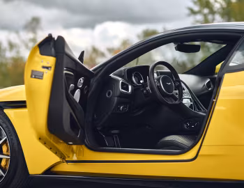 Intérieur 2018–23 Aston Martin DB11 V8 [North America] '2017–23