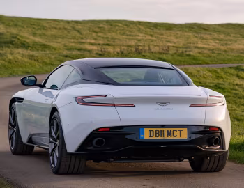 Aston Martin DB11 V8 [UK-spec] '2017–23