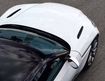 Aston Martin DB11 V8 [UK-spec] '2017–23