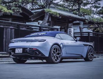 Aston Martin DB11 V8 Volante [Japan] '2018–23