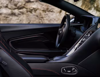 Intérieur 2019–23 Aston Martin DB11 V8 Volante [North America] '2018–23