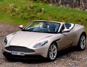 Aston Martin DB11 V8 Volante [UK-spec] '2018–23