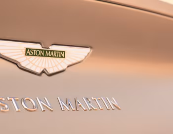 Aston Martin DB11 V8 Volante [Worldwide] '2018–23