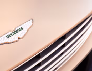 Aston Martin DB11 V8 Volante [Worldwide] '2018–23