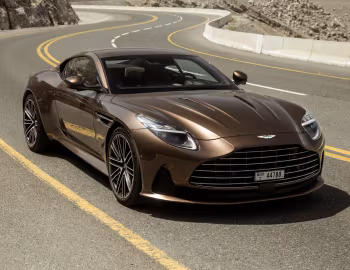 Aston Martin DB12 [Middle East] '2023–pr.