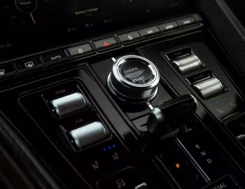 Intérieur Aston Martin DB12 [Middle East] '2023–pr.