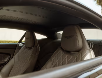 Intérieur Aston Martin DB12 [Middle East] '2023–pr.