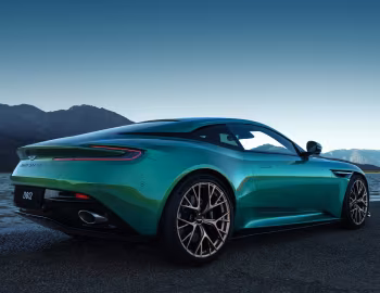 Aston Martin DB12 [Worldwide] '2023–pr.