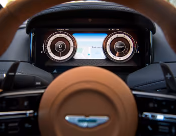 Tableau de bord Aston Martin DB12 [Worldwide] '2023–pr.