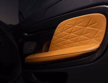 Intérieur 2024–pr. Aston Martin DB12 [North America] '2023–pr.