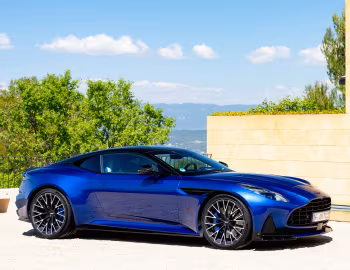 Aston Martin DB12 S [Worldwide] '2025–pr.