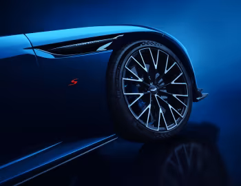 Aston Martin DB12 S [Worldwide] '2025–pr.