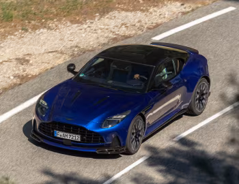 Aston Martin DB12 S [Worldwide] '2025–pr.