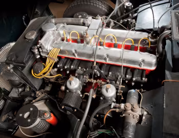 Sous la capuche Aston Martin DB2/4 Drophead Coupe (MkIII) '1957–59