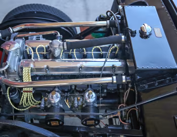 Sous la capuche Aston Martin DB Mark II (#LML/49/4) '1949