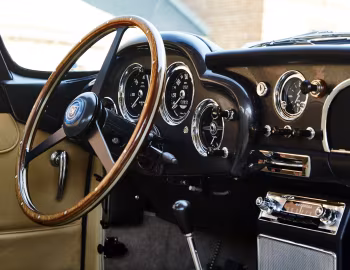 Panneau avant Aston Martin DB4 [Worldwide] (Series II) '01.1960–04.1961