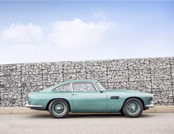 Aston Martin DB4 [UK-spec] (Series II) '01.1960–04.1961